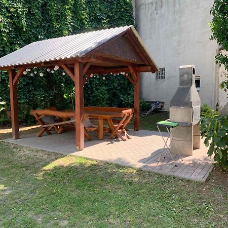 Holdfeny Apartman 시오포크 외부 사진